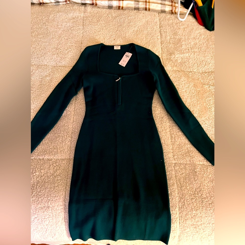 Abercrombie & Fitch new with tags size small tall-didn’t fit my loss your gain!